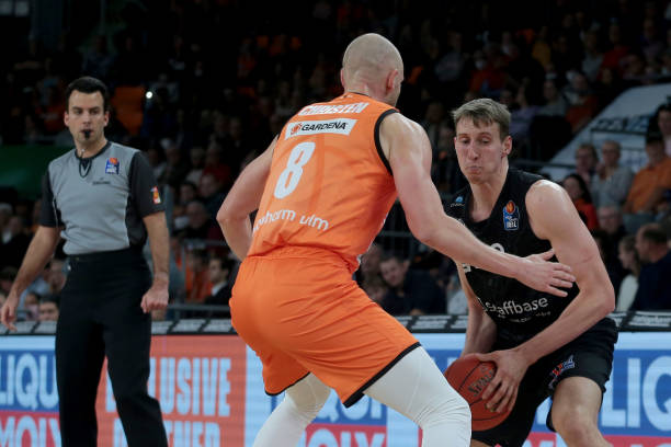 更是全民爱 更是全民爱