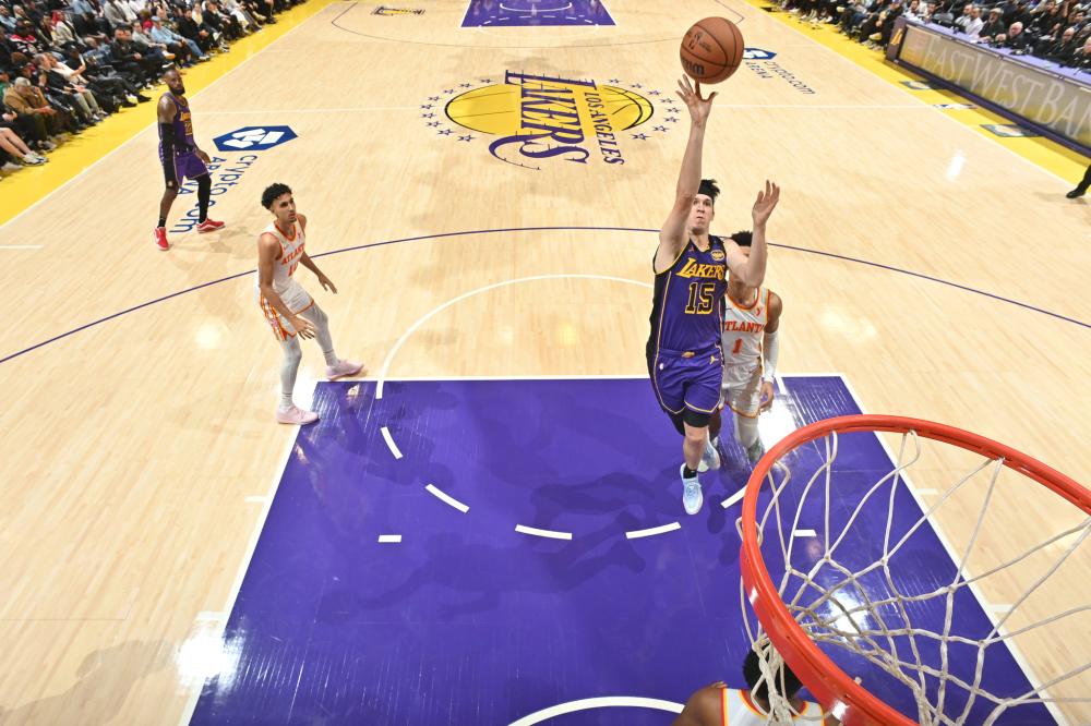 球队战术更 球队战术更